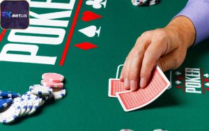 Cách chơi Poker Pkbet